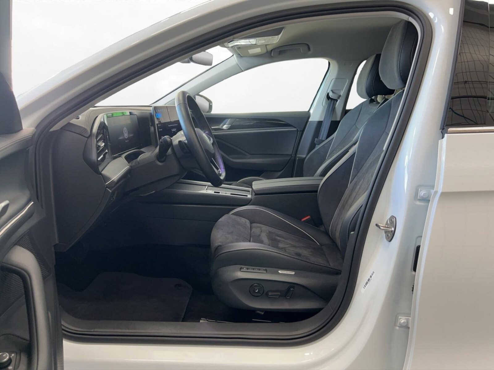 Volkswagen Passat – Bild 8