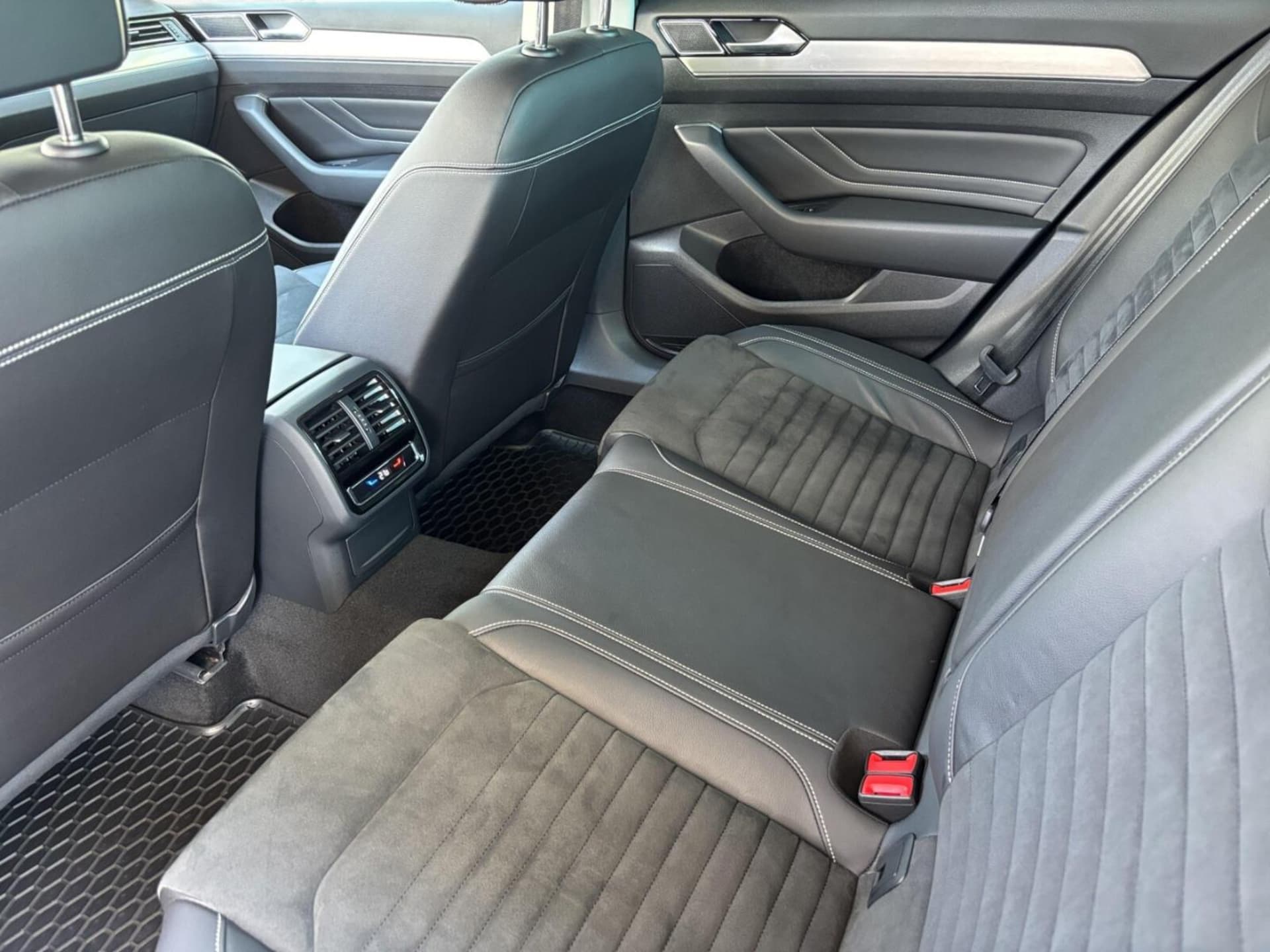 Volkswagen Passat Elegance