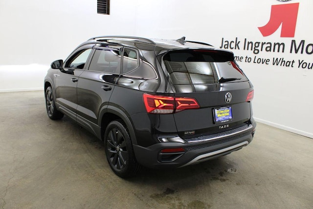 2024 Volkswagen Taos