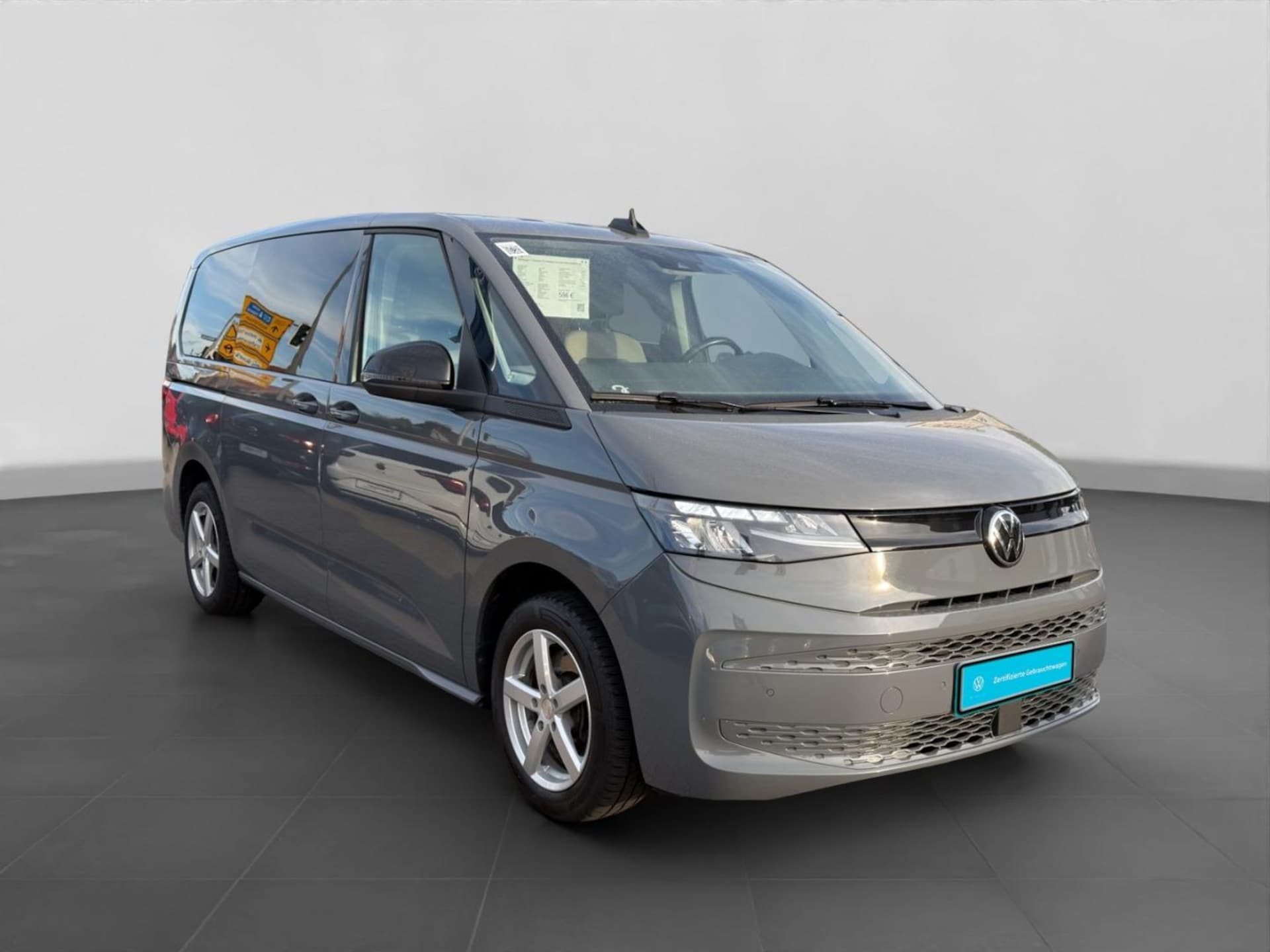 Volkswagen Multivan Langversion Basis-Modell
