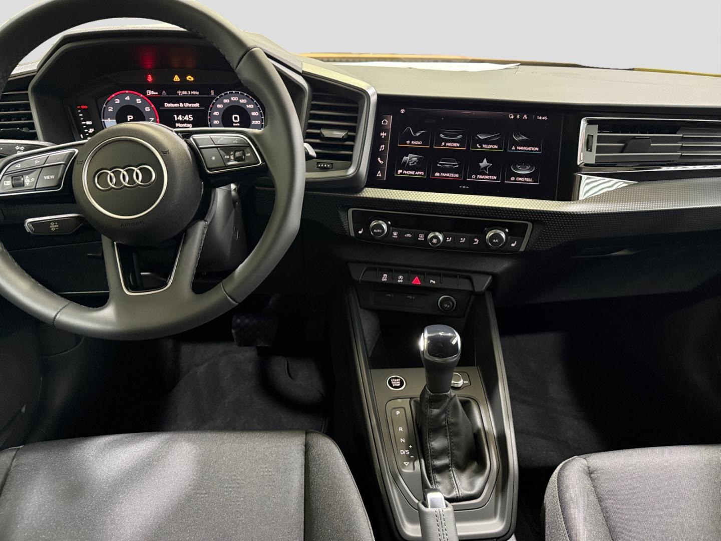 Bild über Audi A1 Sportback advanced 30 TFSI S tronic - für weitere Informationen kontaktieren Sie den Audi Partner
