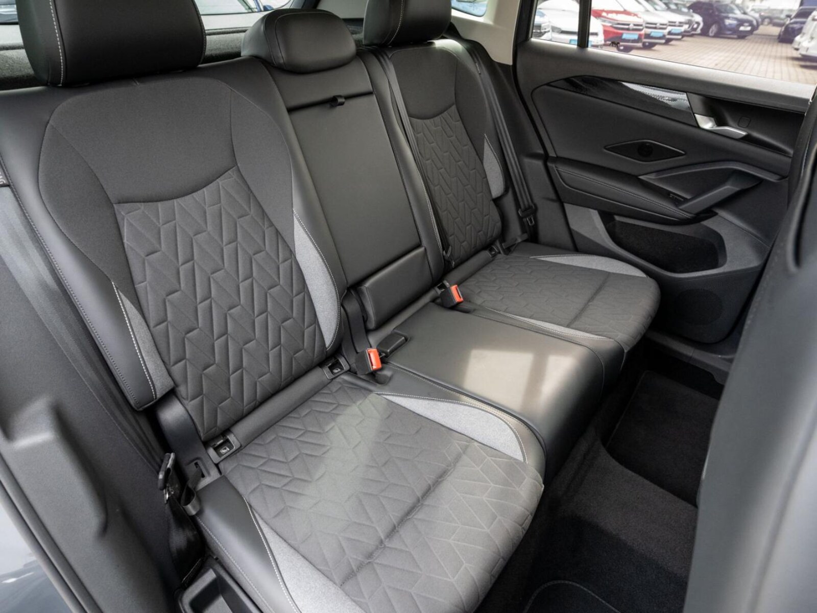 Volkswagen Tiguan – Bild 8