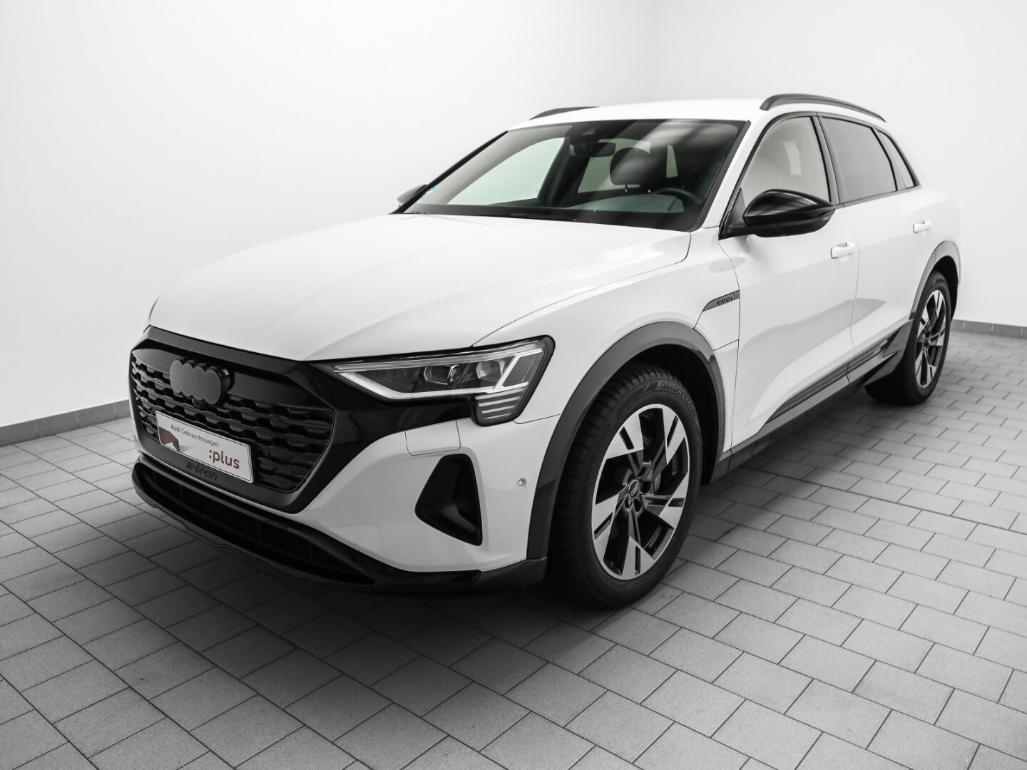 Image about Audi Q8 e-tron advanced 50 e-tron quattro