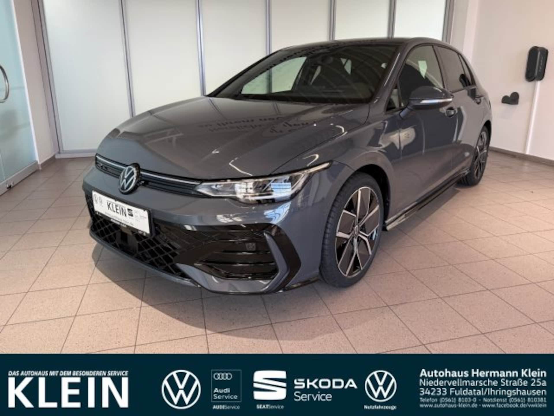 Volkswagen Golf R-Line