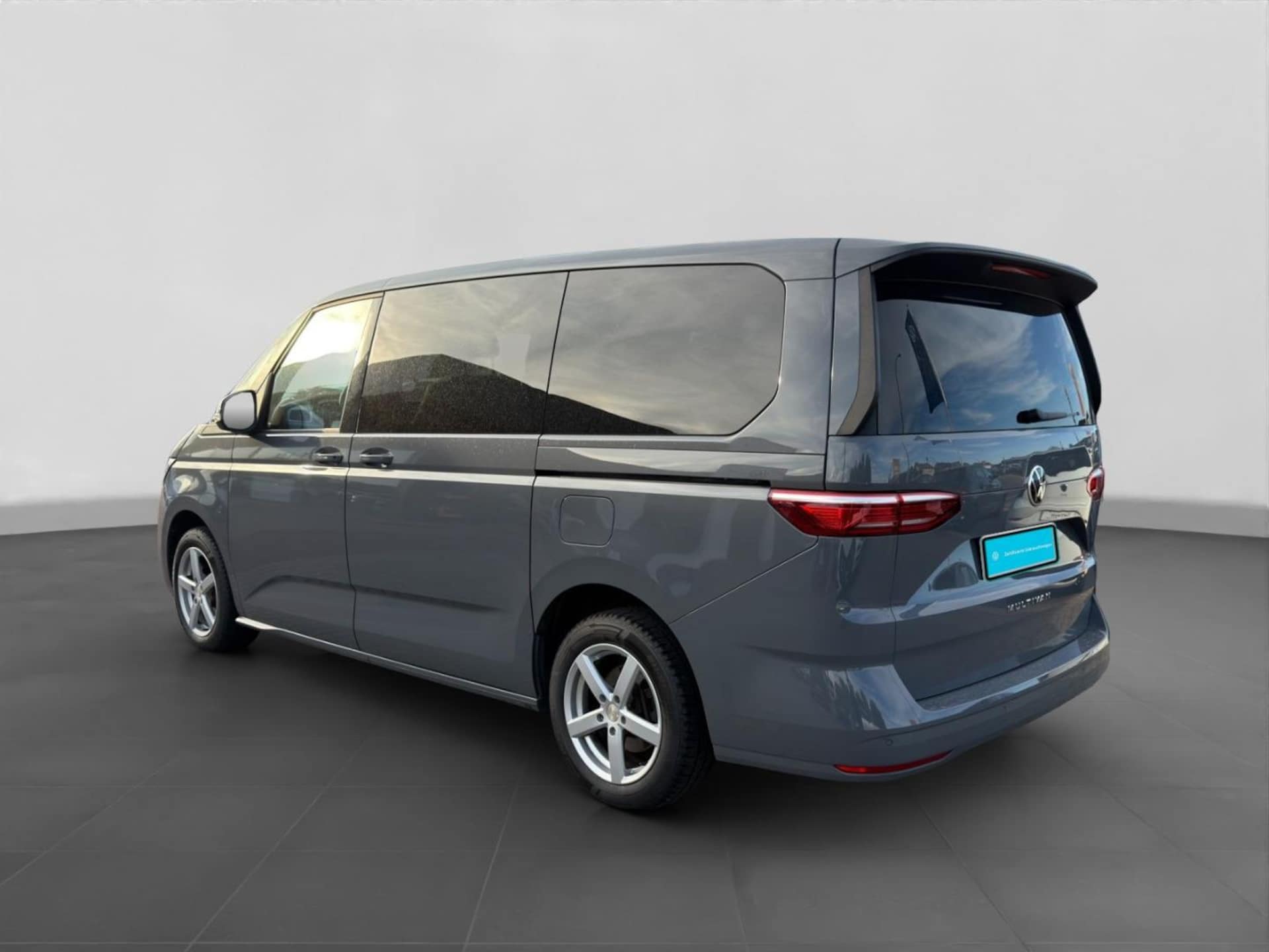 Volkswagen Multivan Langversion Basis-Modell