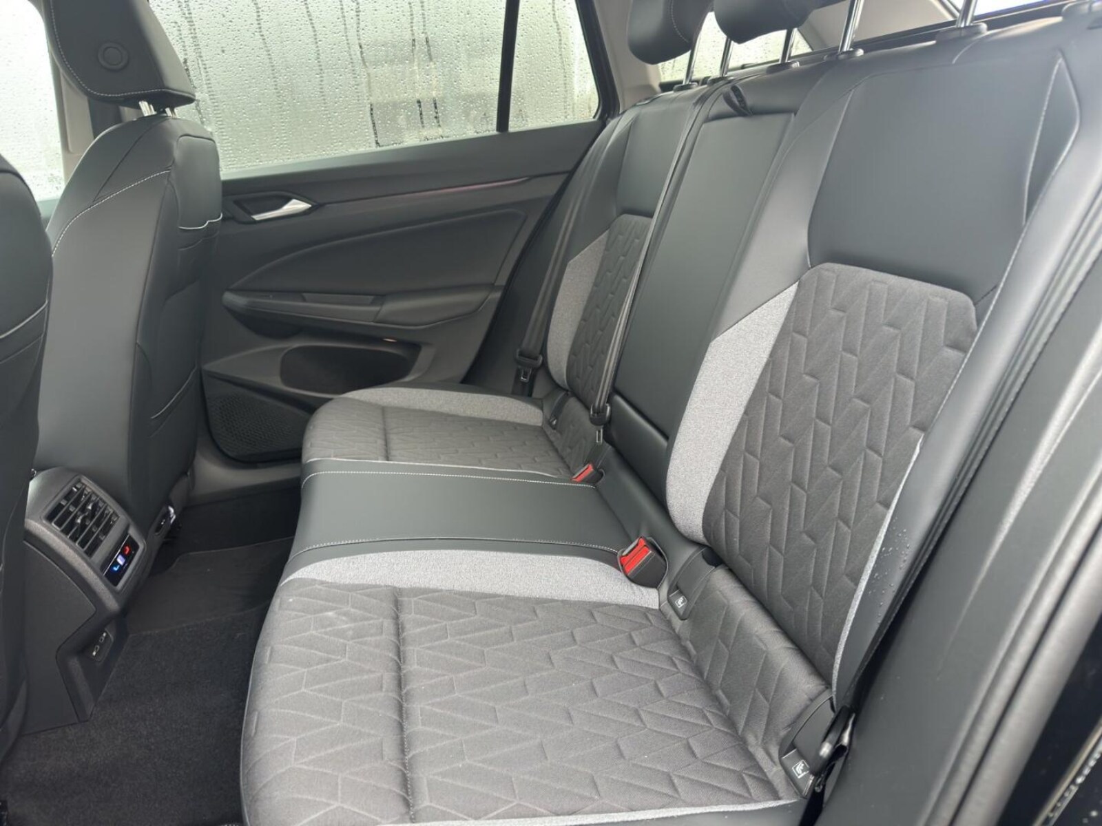 Volkswagen Golf Variant – Bild 24