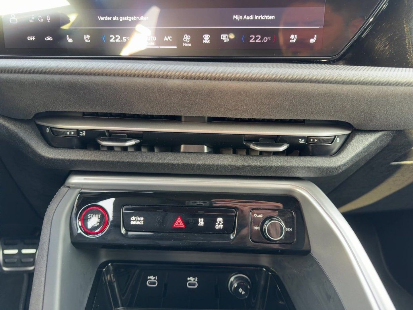 Bild über Audi SQ5 SUV edition one mit Akzenten mythosschwarz TFSI 270 kW S tronic - für weitere Informationen kontaktieren Sie den Audi Partner