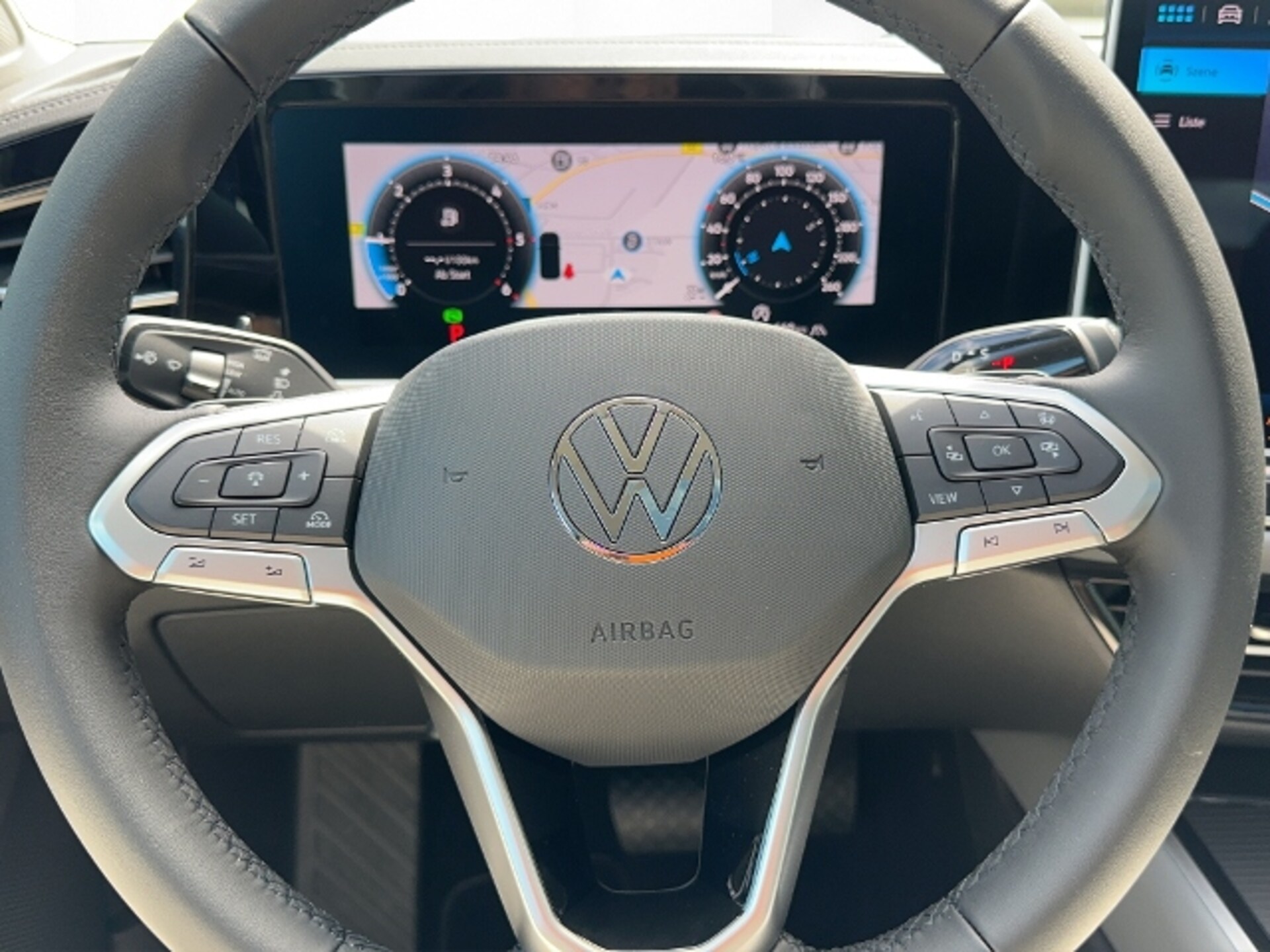 Volkswagen Passat Elegance