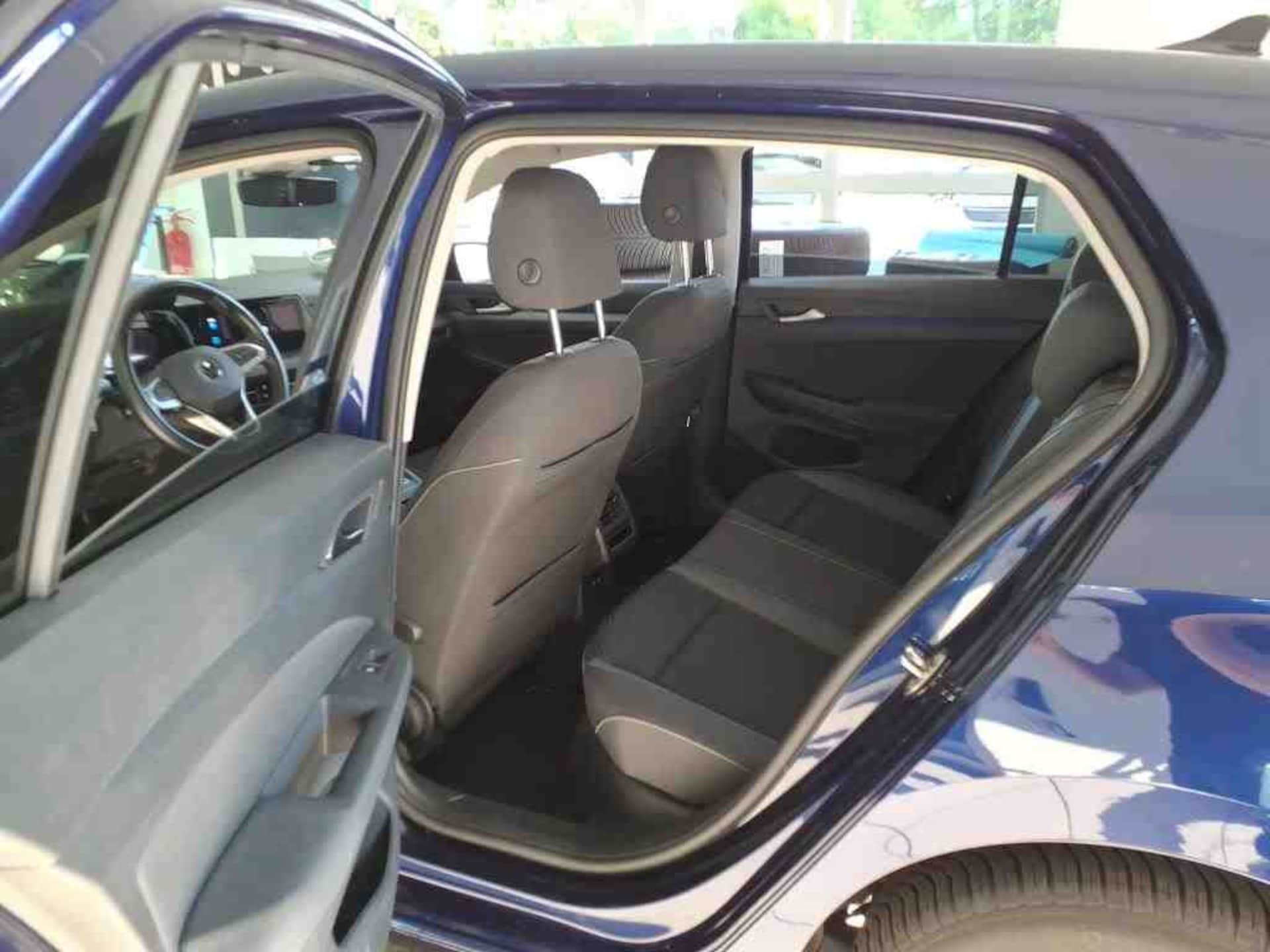 Volkswagen Golf Active