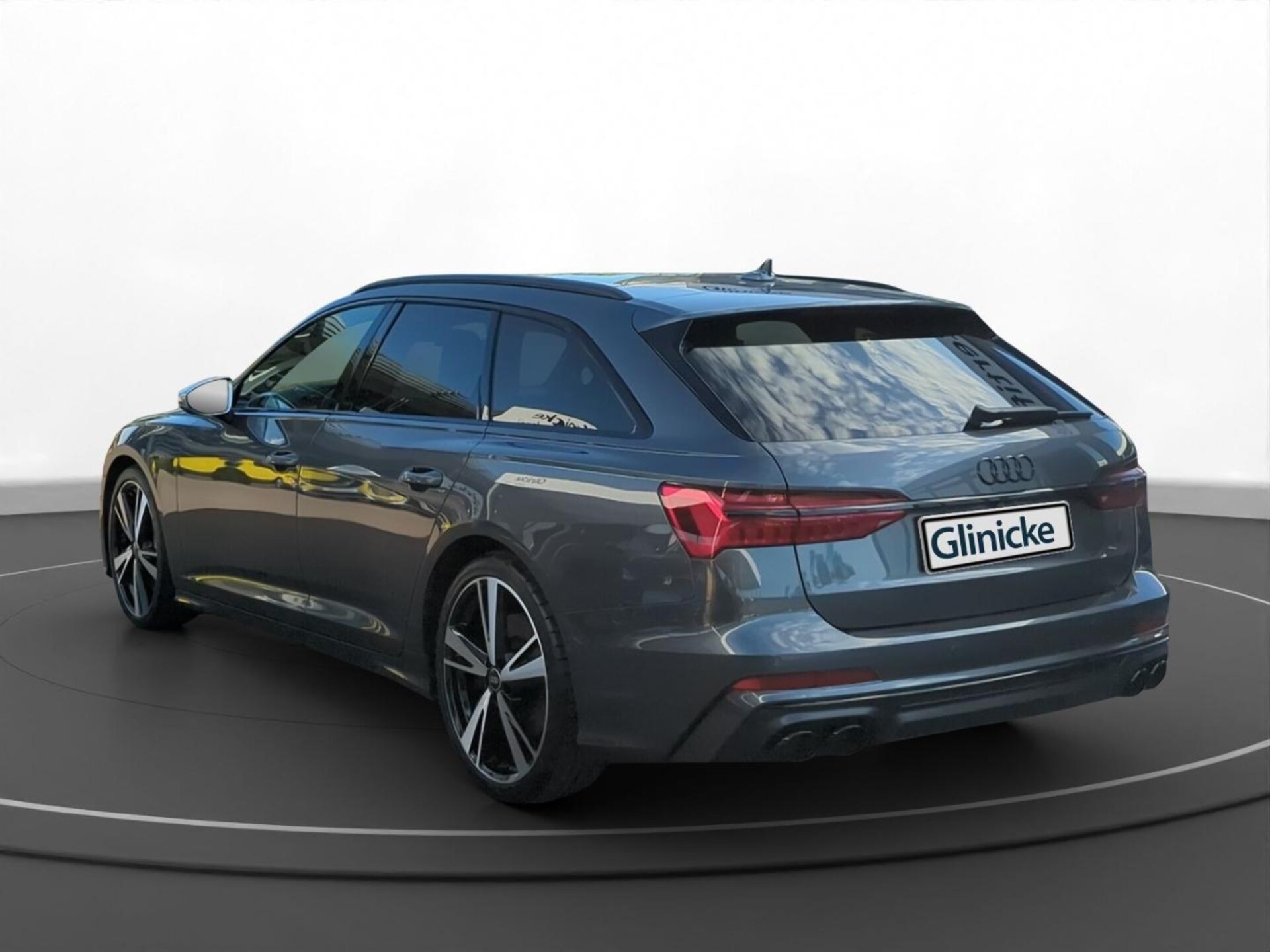 Audi S6 Avant