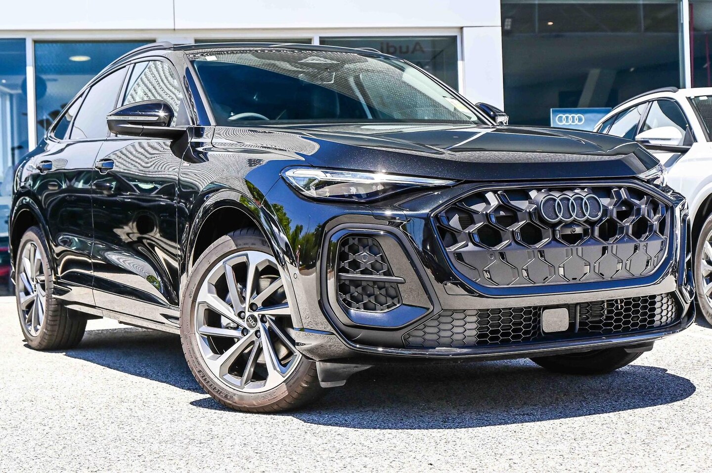 Image about Audi Q5 Sportback TFSI 150 kW