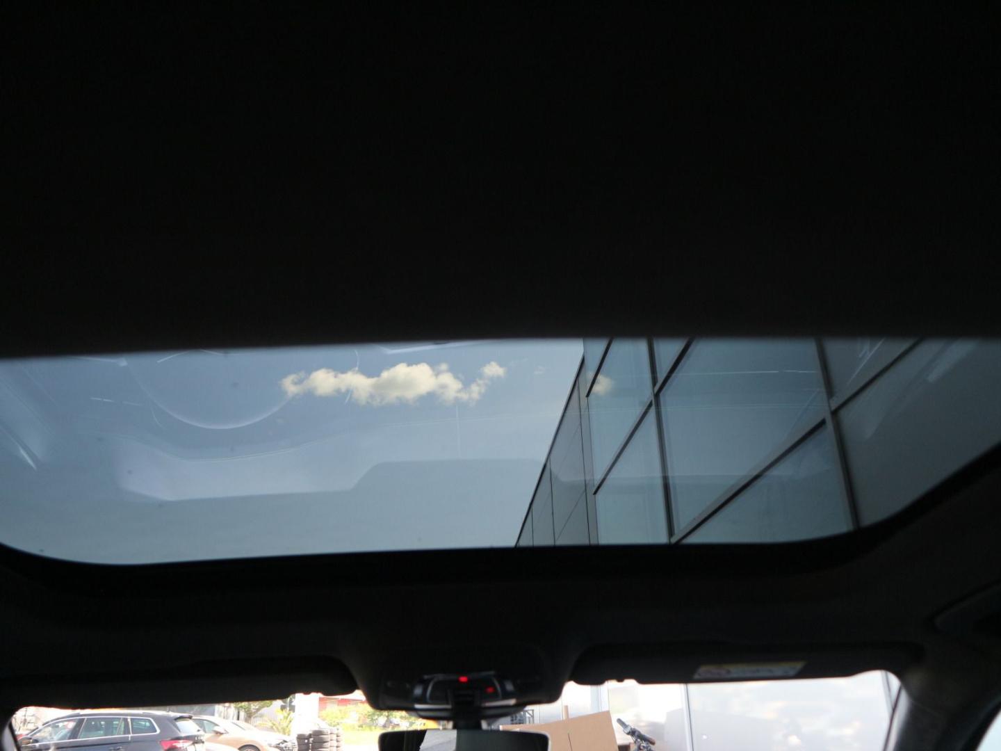 Image about Audi RS 6 Avant performance quattro tiptronic