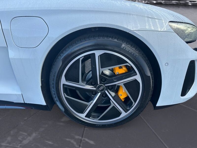 Image about Audi e-tron GT e-tron quattro