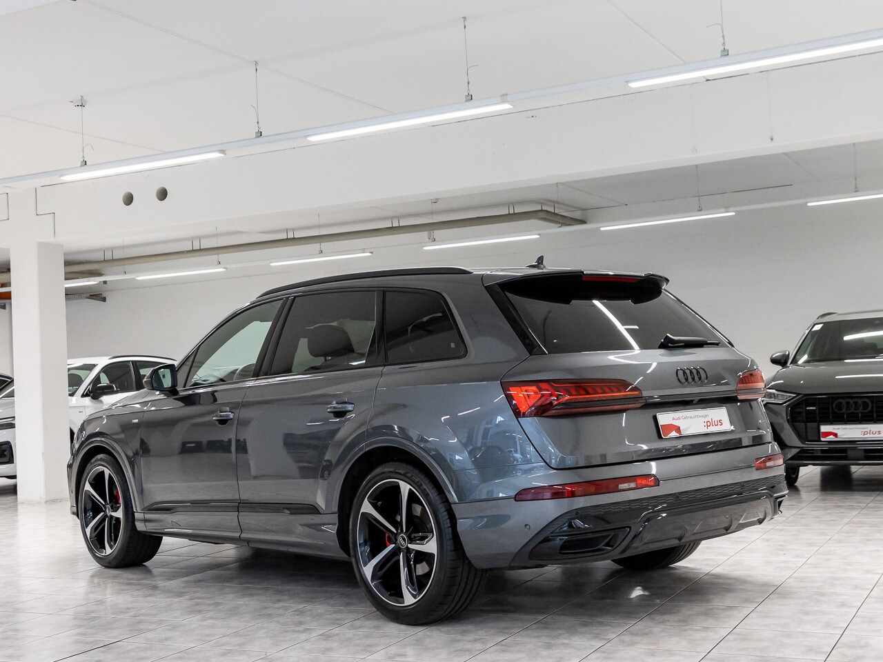 Image about Audi Q7 S line 50 TDI quattro tiptronic