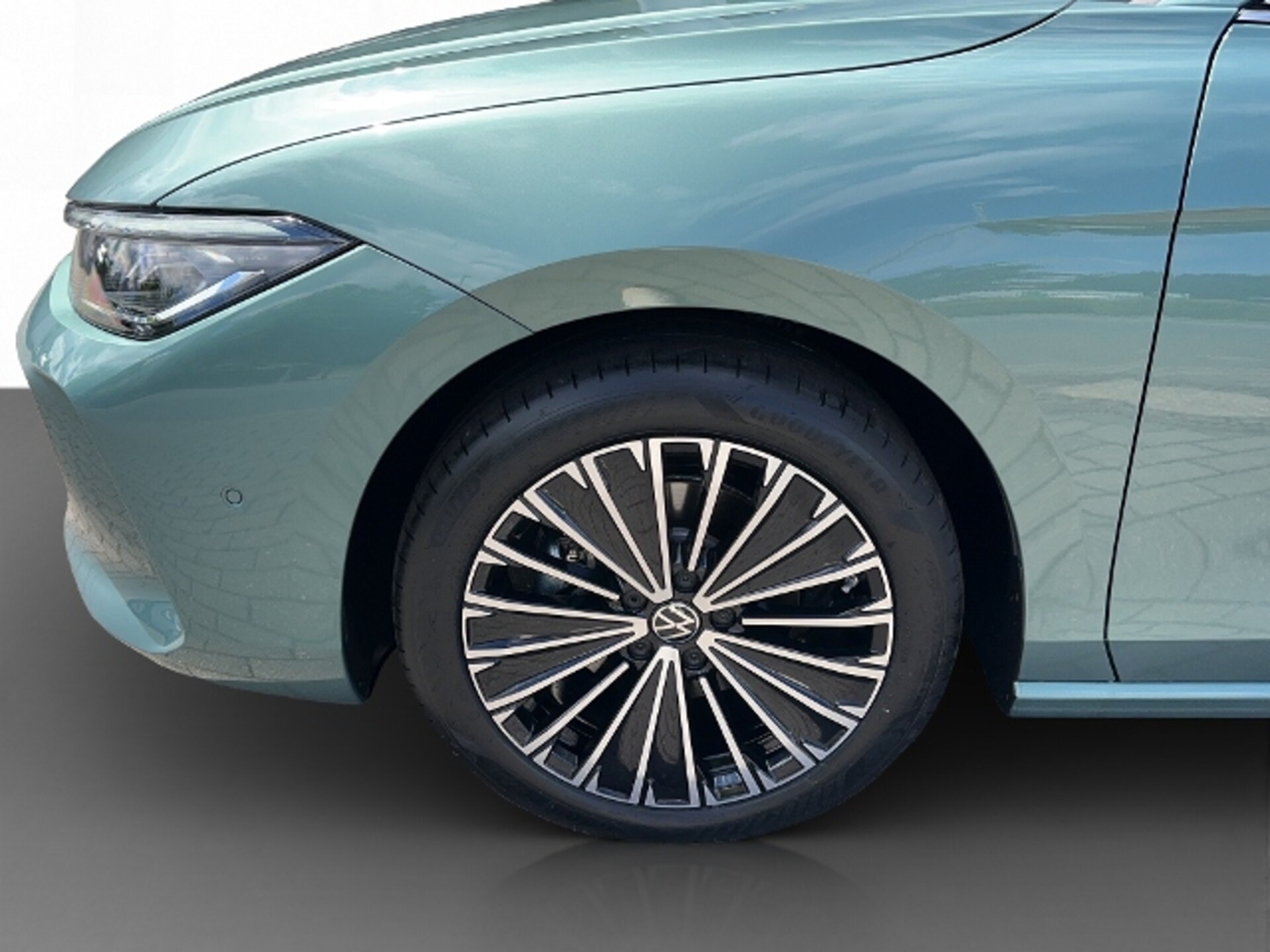 Volkswagen Passat Elegance