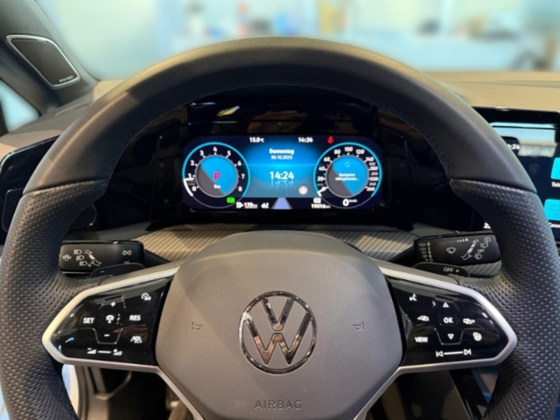 Volkswagen Golf R-Line