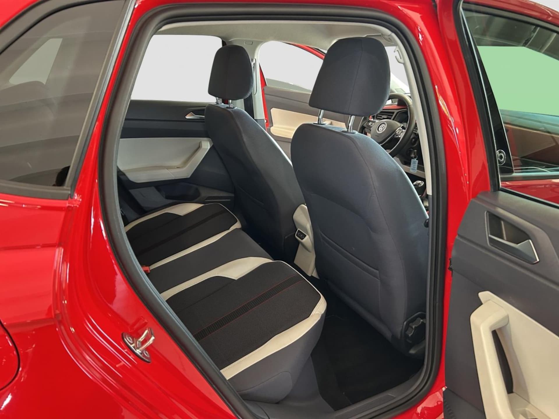 Volkswagen Polo beats