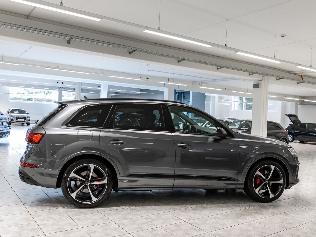 Image about Audi Q7 S line 50 TDI quattro tiptronic