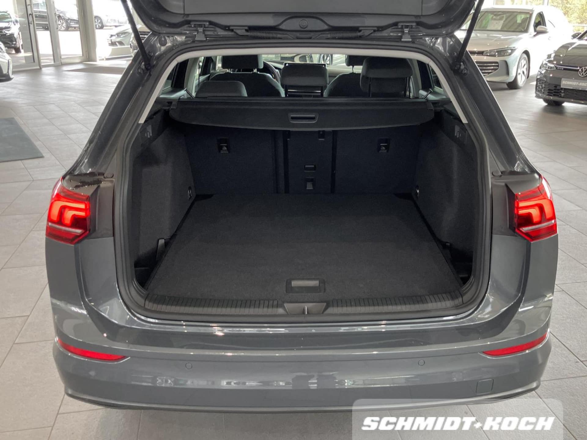 Volkswagen Golf Variant Life