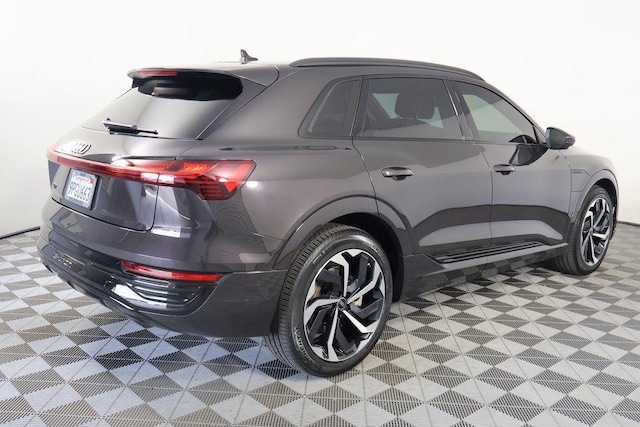 2024 Audi Q8 e-tron