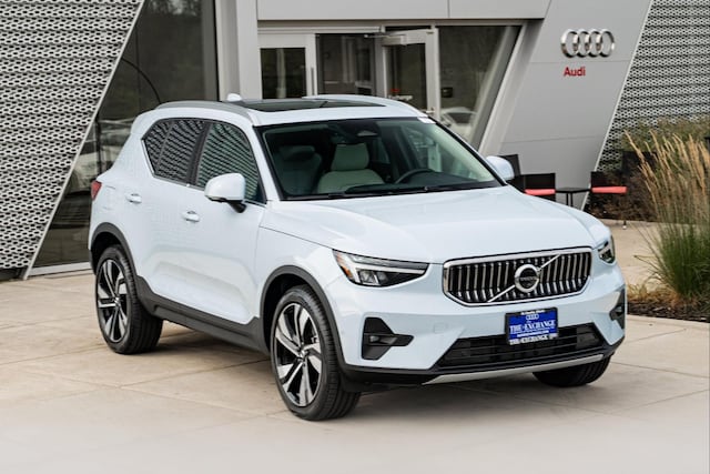 2024 Volvo XC40
