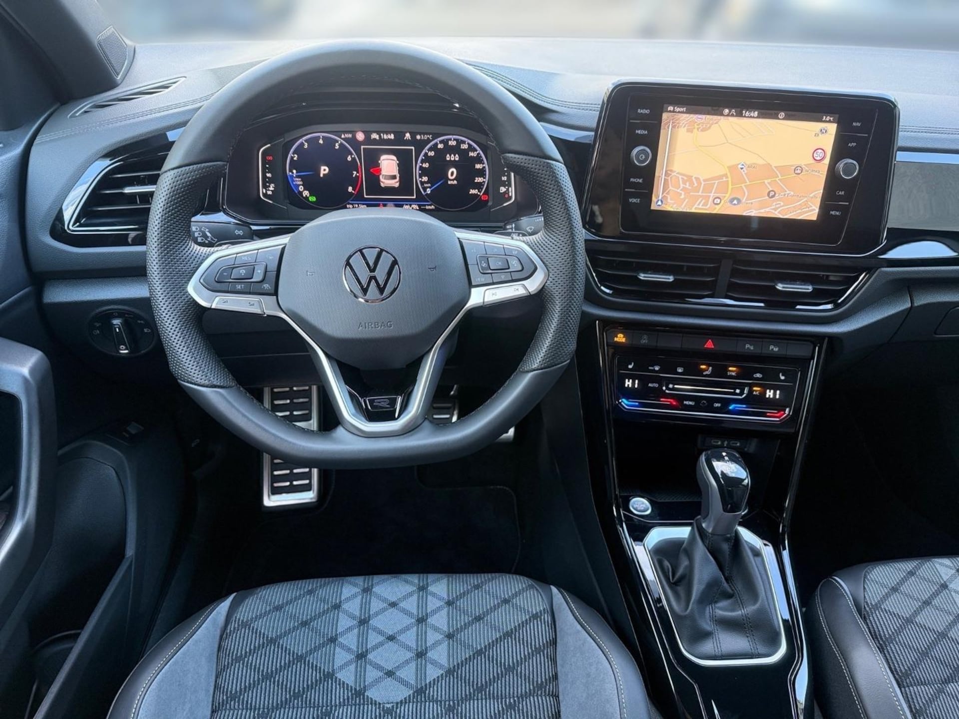 Volkswagen T-Roc R-Line