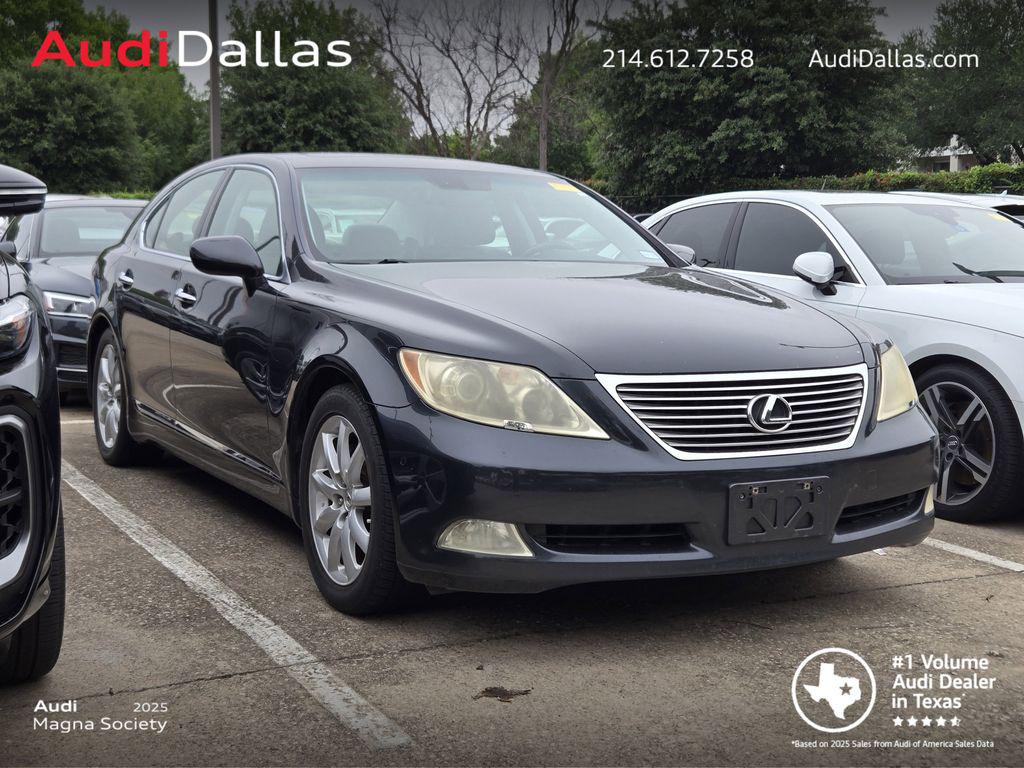 2008 Lexus LS Base