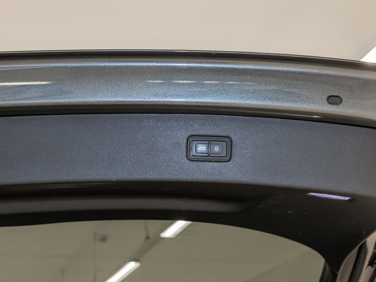 Image about Audi Q7 S line 50 TDI quattro tiptronic