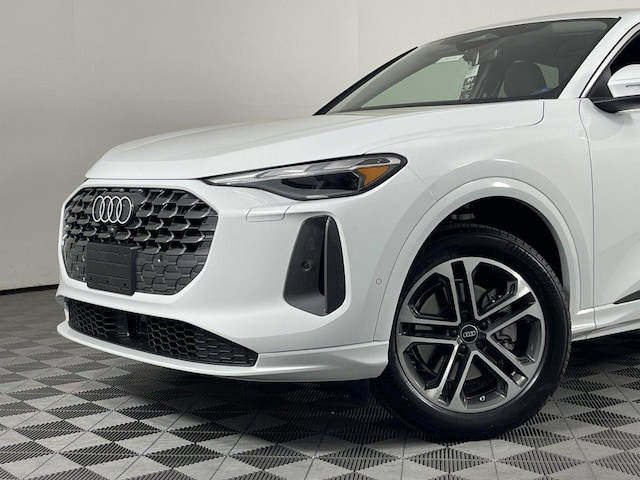 2025 Audi Q5 Premium - Photo 6