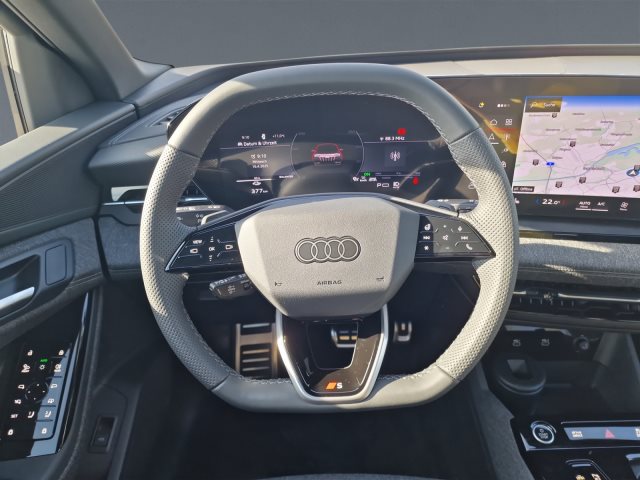 Image about Audi Q6 SUV e-tron e-tron quattro