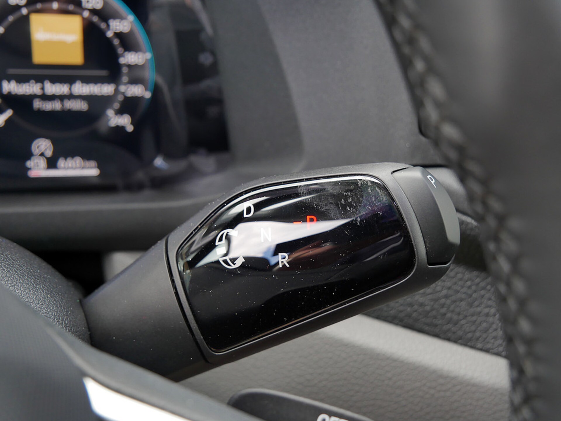 Volkswagen Crafter Kasten langer Radstand