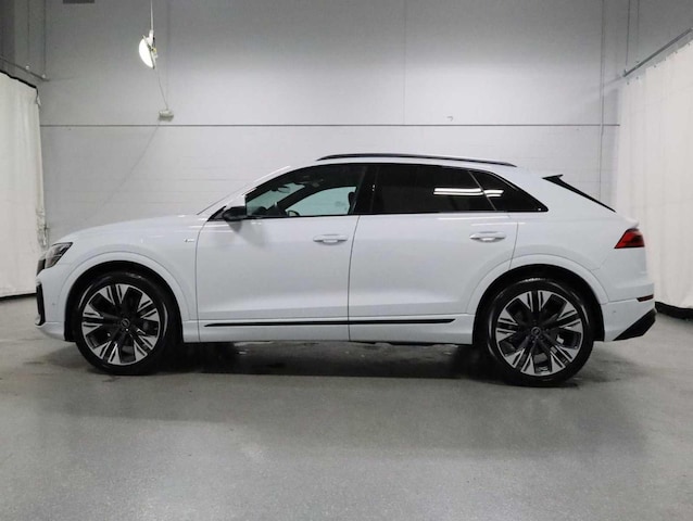 2026 Audi Q8