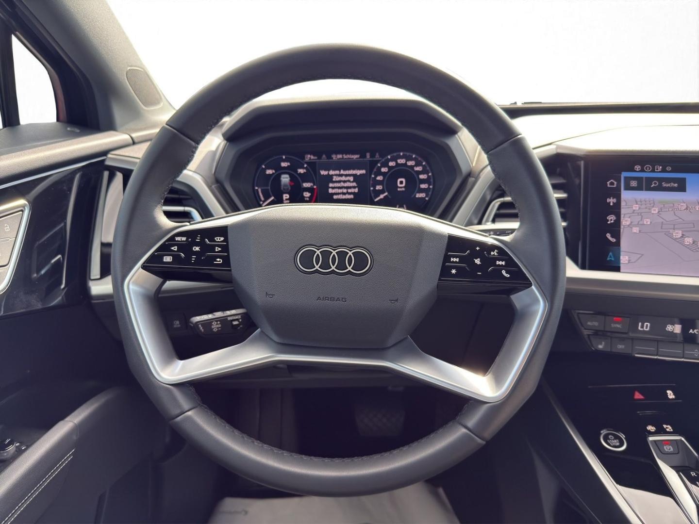 Bild über Audi Q4 e-tron 45 e-tron - für weitere Informationen kontaktieren Sie den Audi Partner