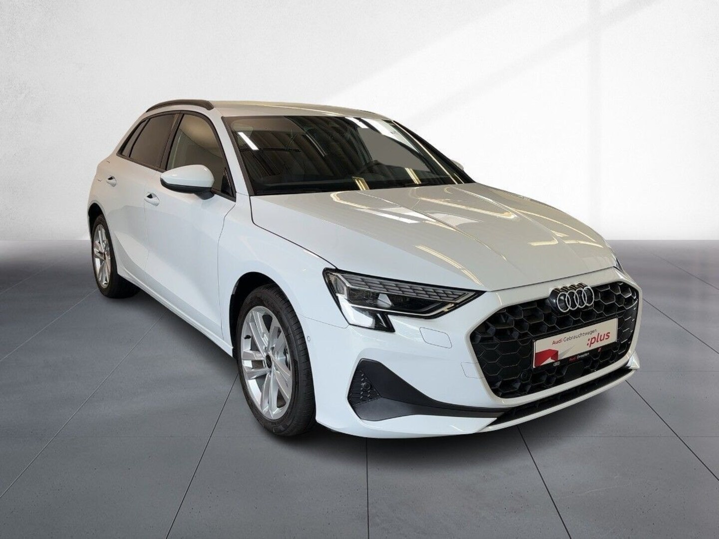 Bild über Audi A3 Sportback 35 TDI S tronic - für weitere Informationen kontaktieren Sie den Audi Partner