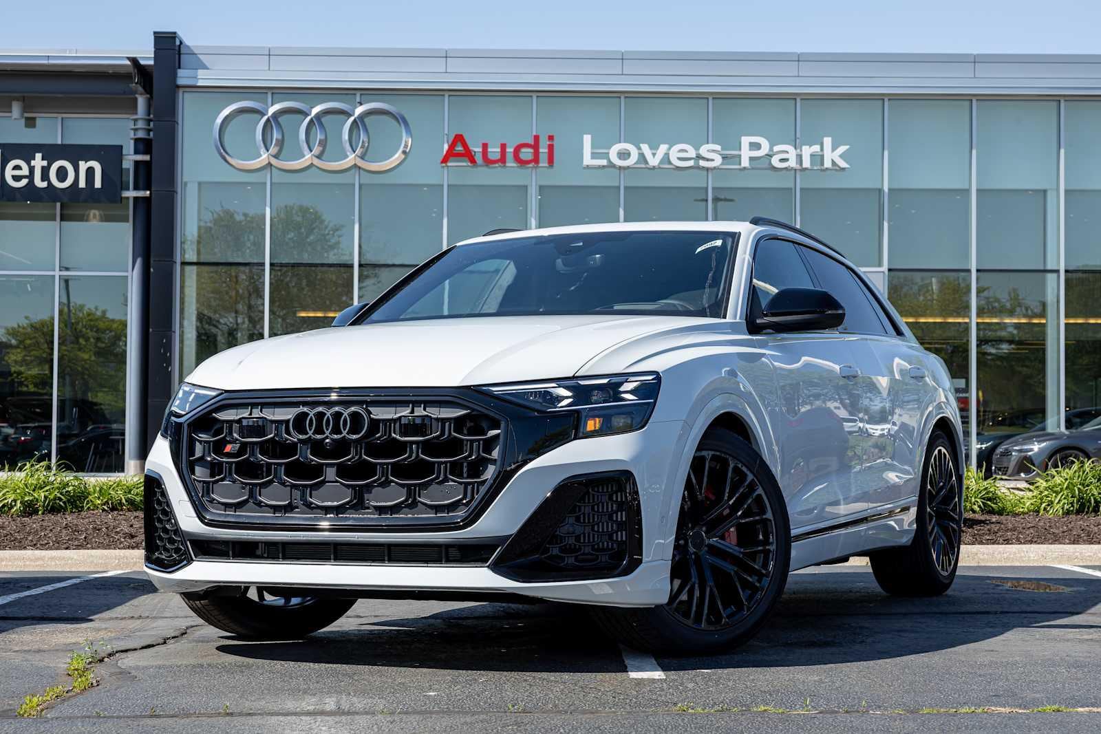 2026 Audi SQ8 Prestige quattro's photo
