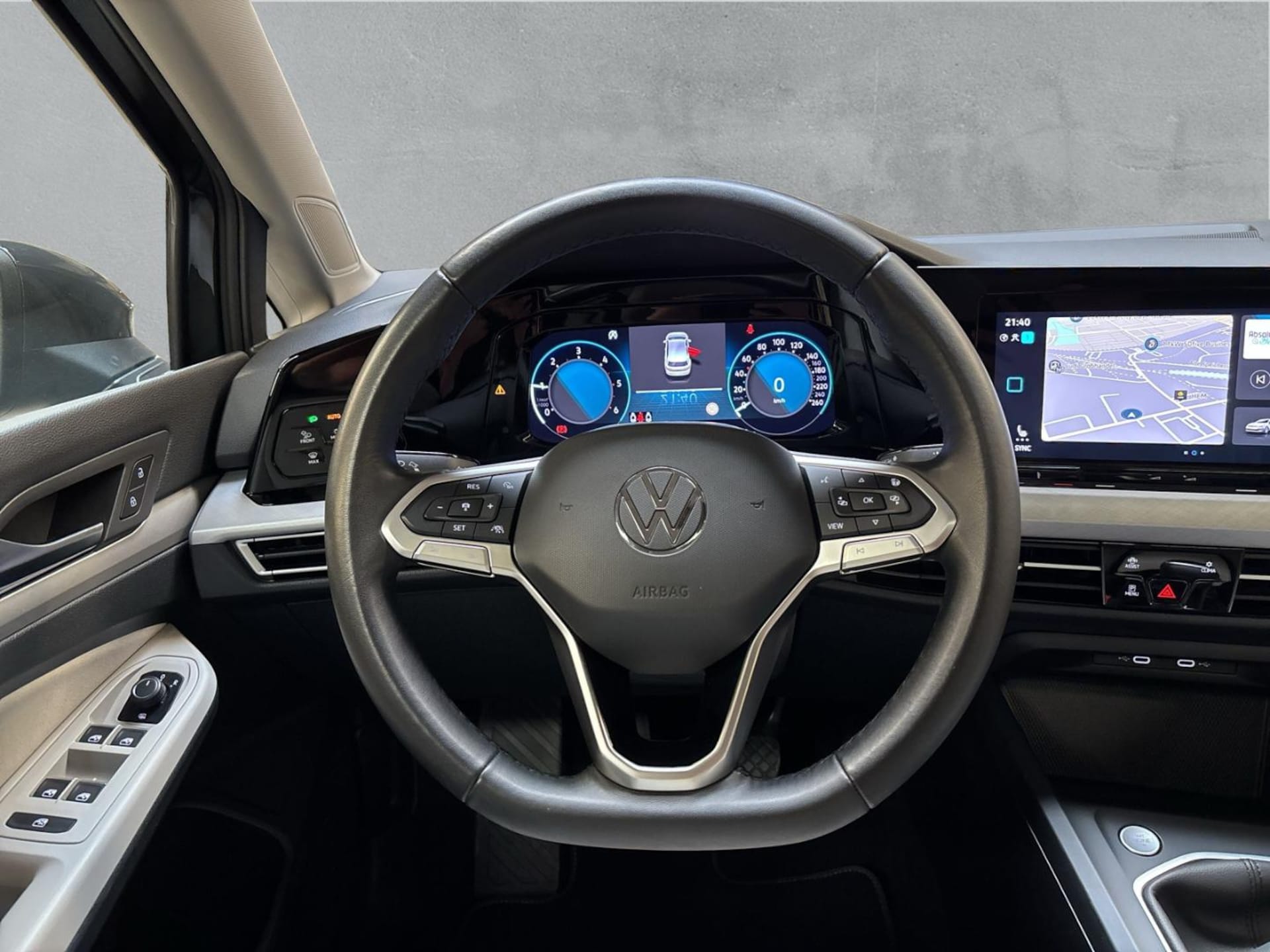 Volkswagen Golf Life