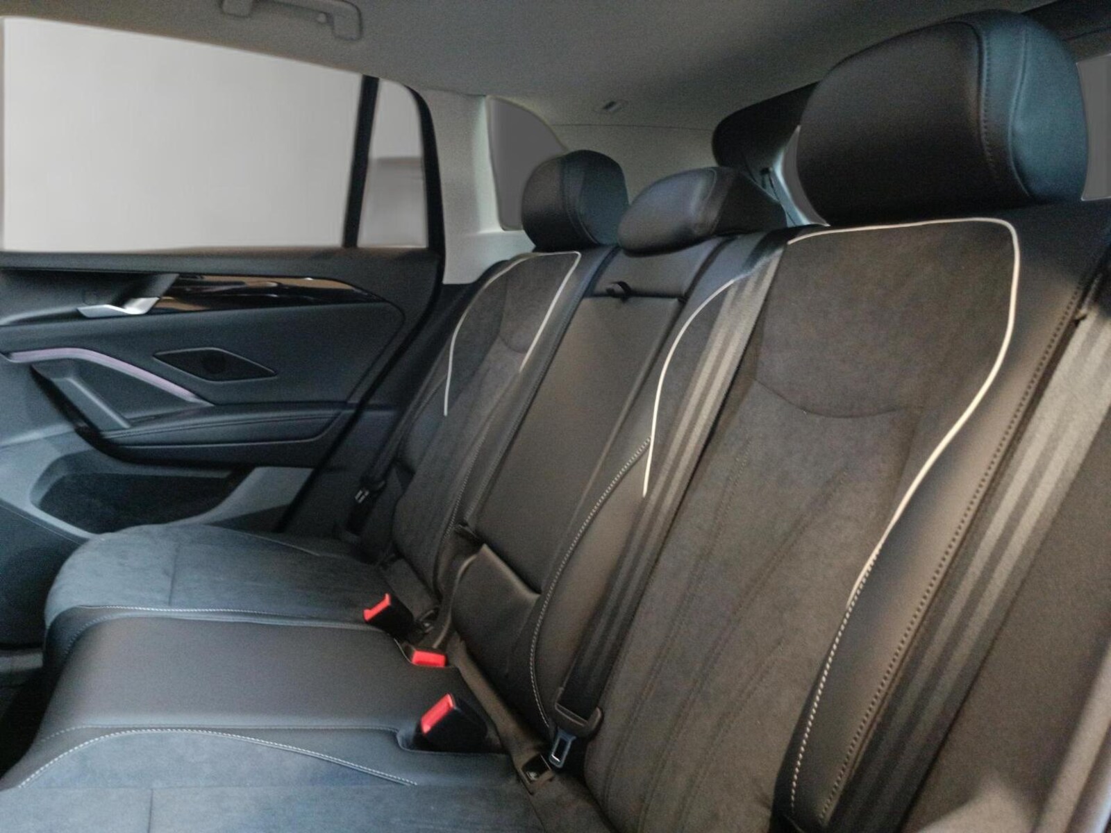 Volkswagen Tiguan – Bild 17