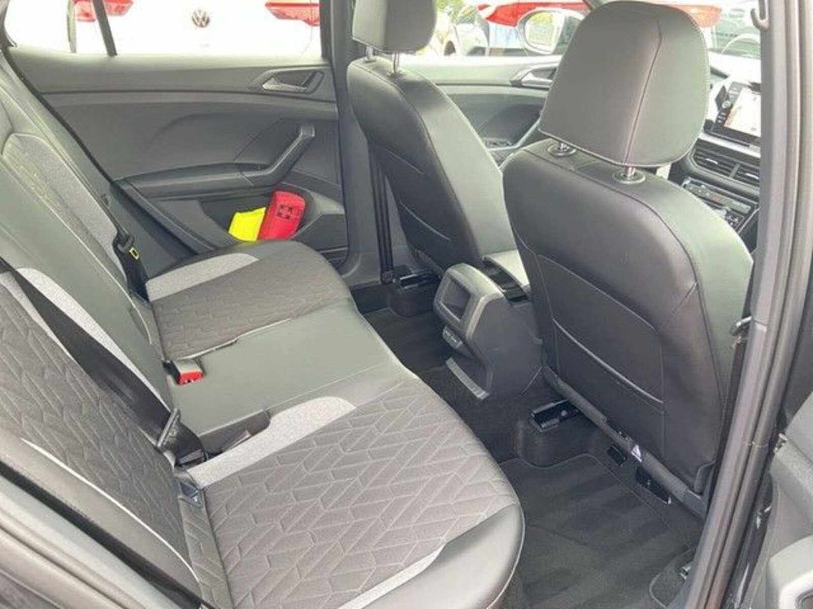 Volkswagen T-Cross – Bild 21