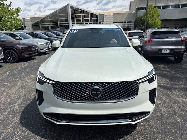 2026 Volvo XC90 Plug-In Hybrid