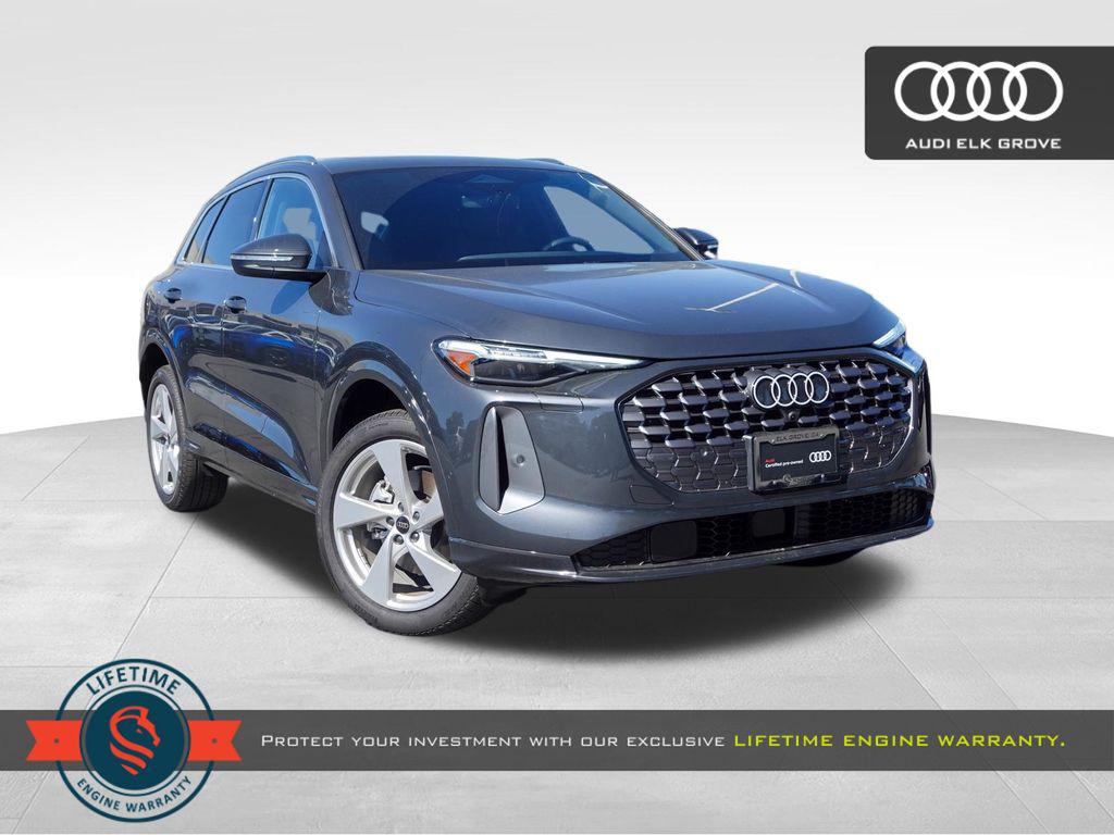2025 Audi Q5 40 Premium Plus's photo