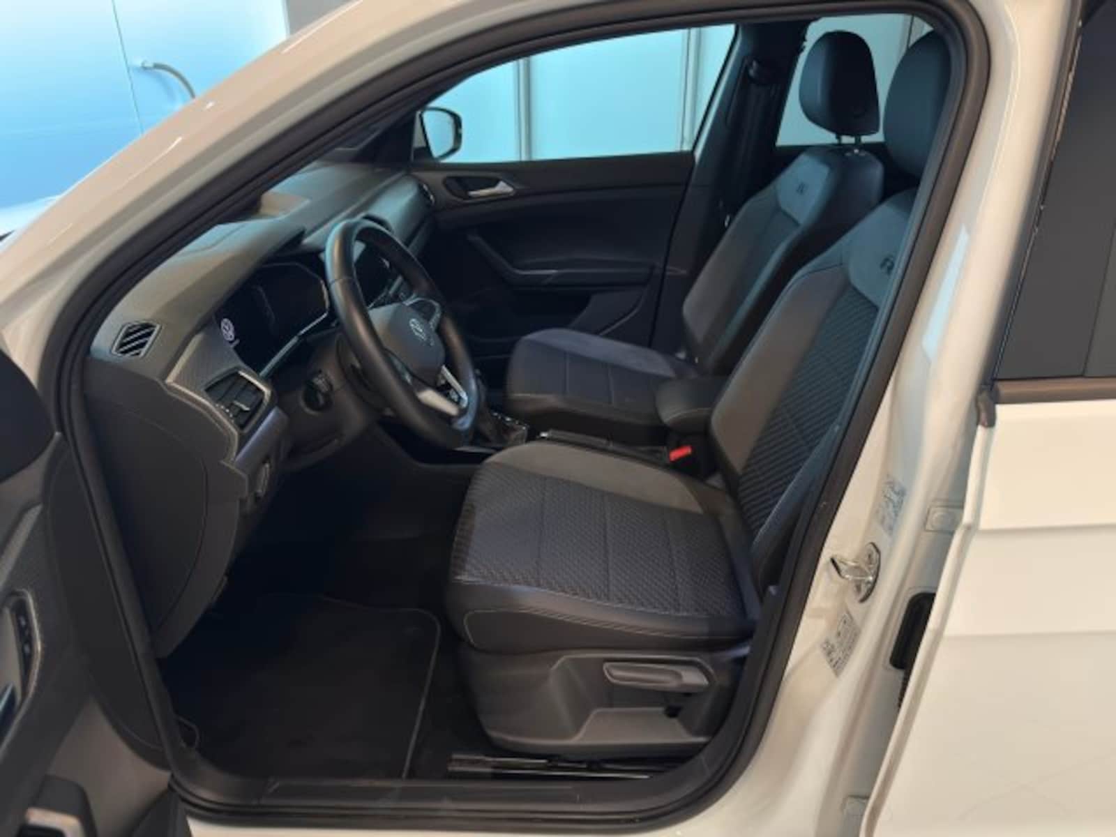 Volkswagen T-Cross – Bild 17