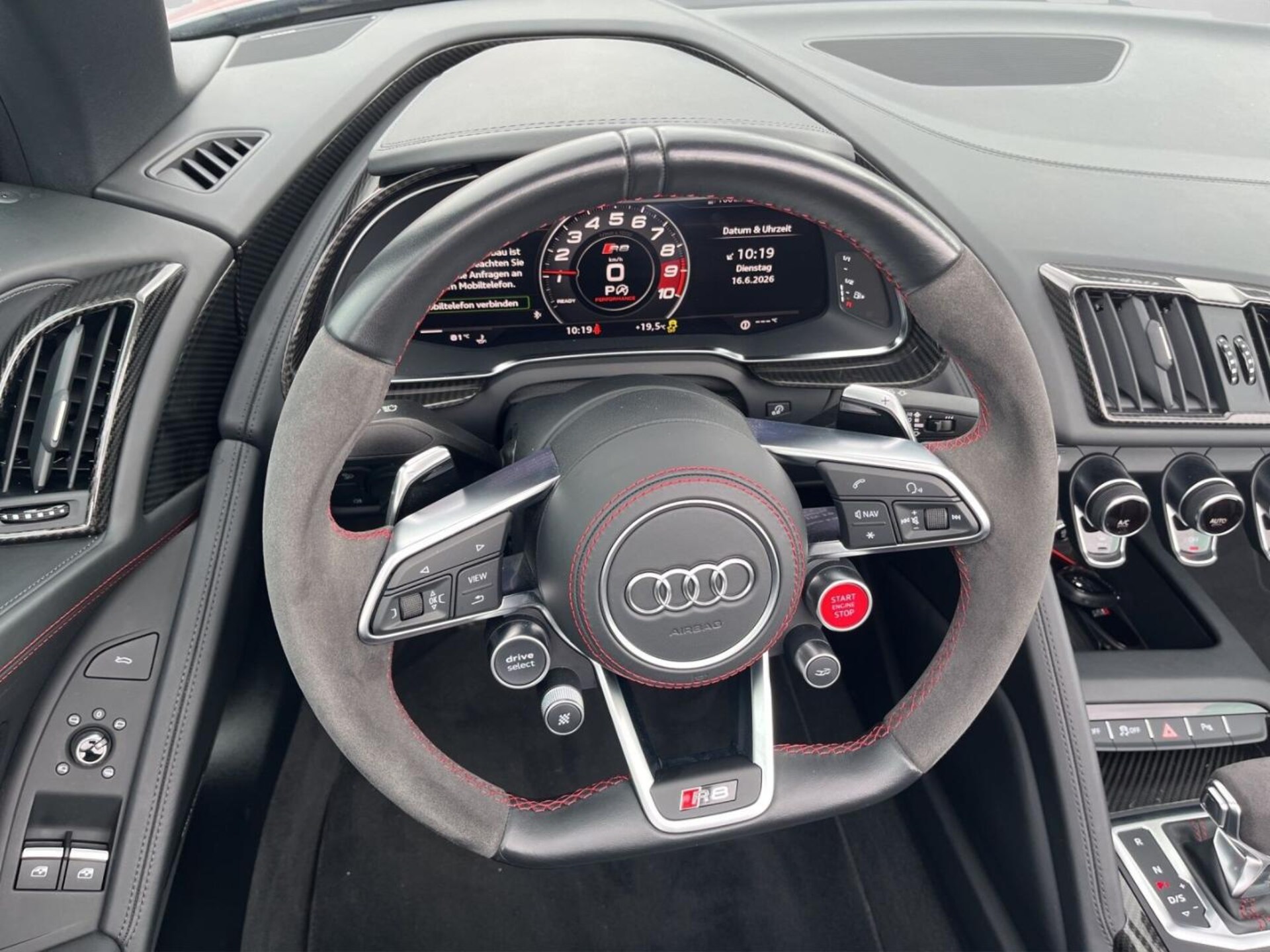 Audi R8 Spyder V10 performance quattro