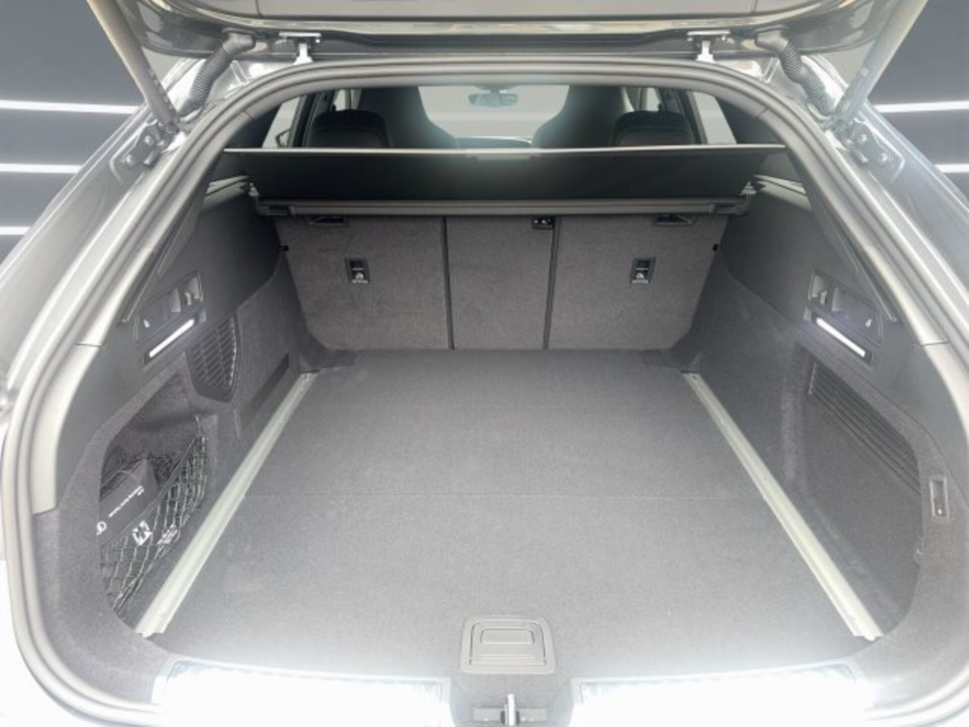 Audi A6 Avant edition one