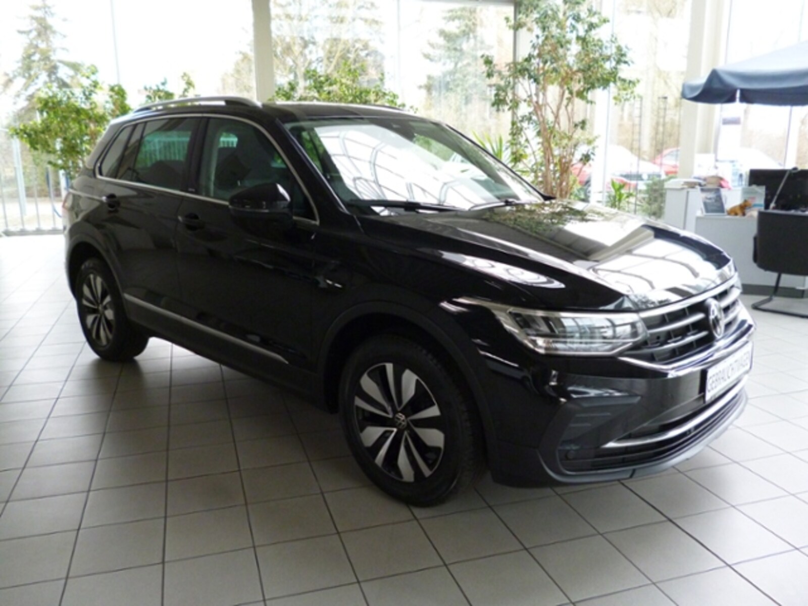 Volkswagen Tiguan – Bild 3