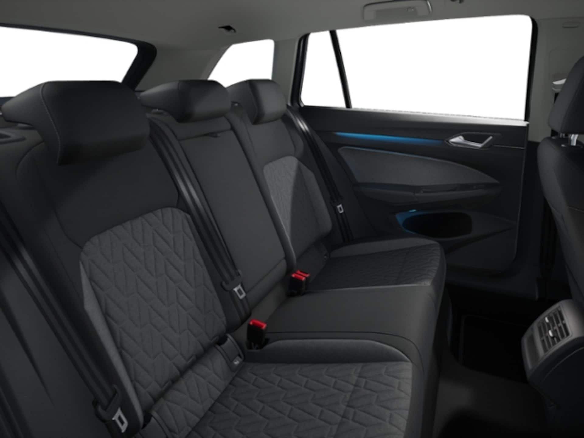 Volkswagen Golf Variant Life