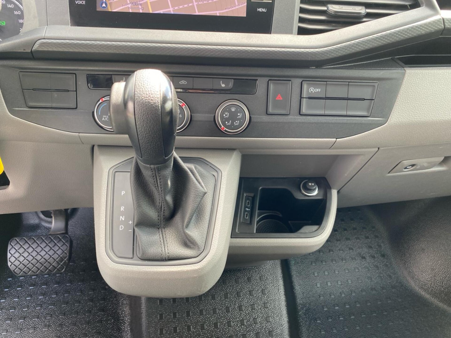 Volkswagen T6.1 Transporter Kasten kurzer Radstand