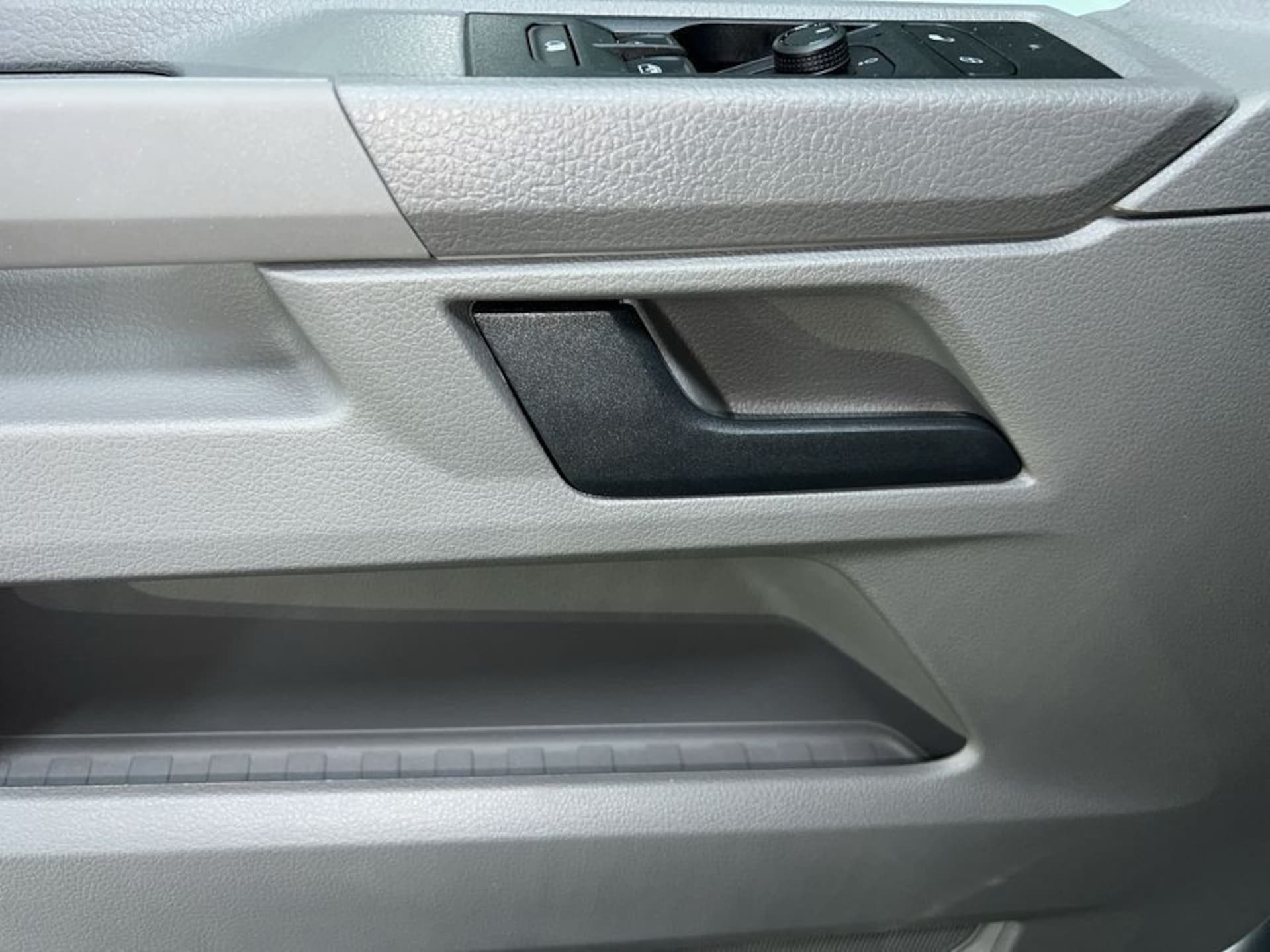 Volkswagen T6.1 Transporter Kasten kurzer Radstand