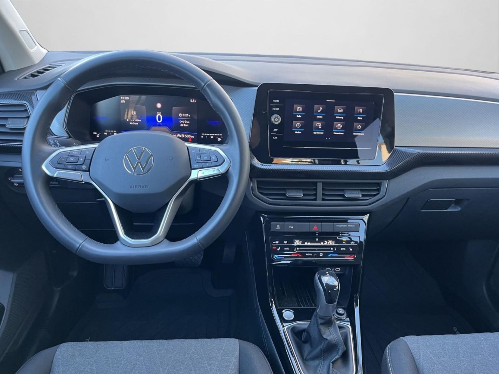 Volkswagen T-Cross Life