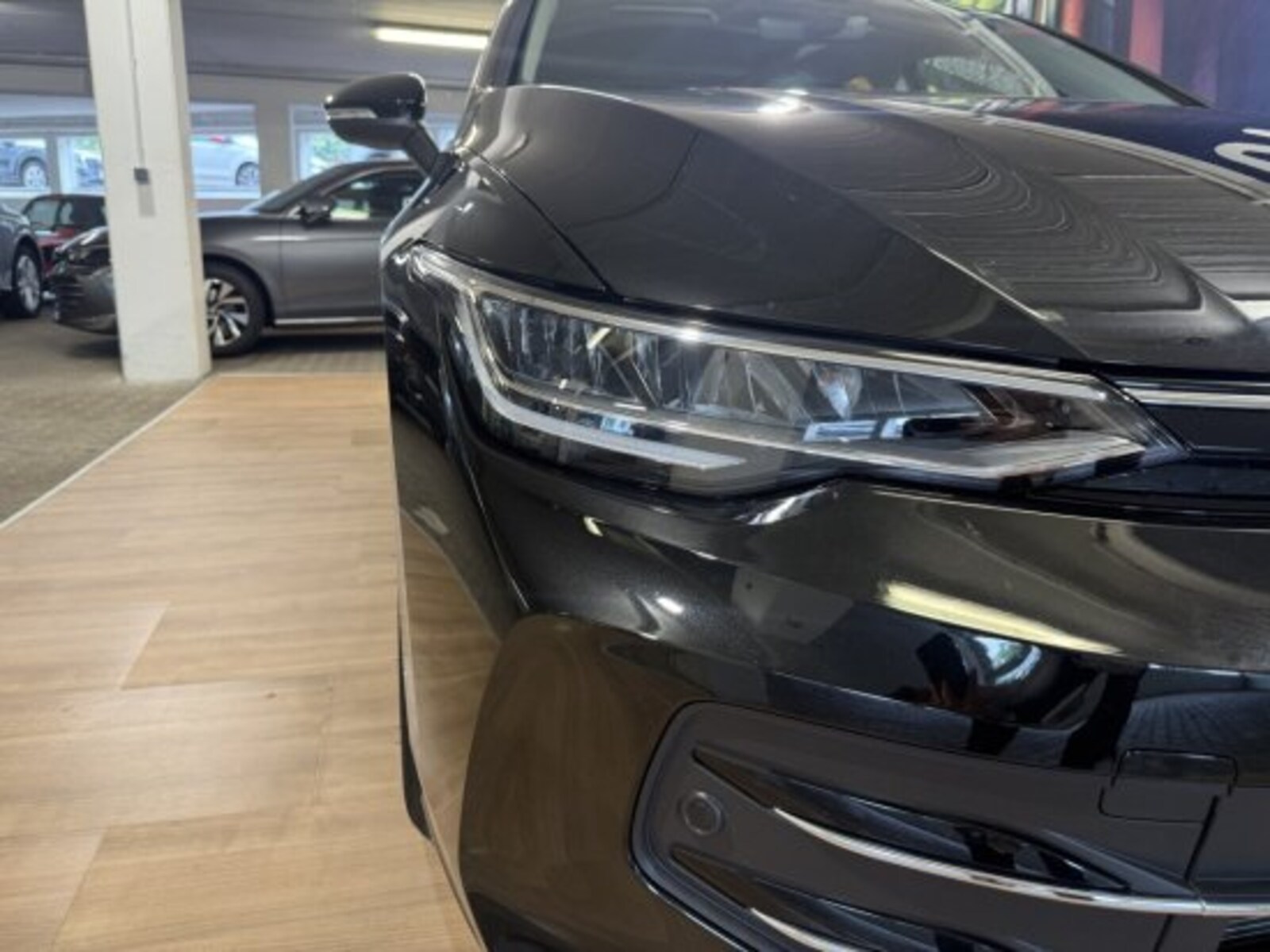 Volkswagen Golf Variant – Bild 10