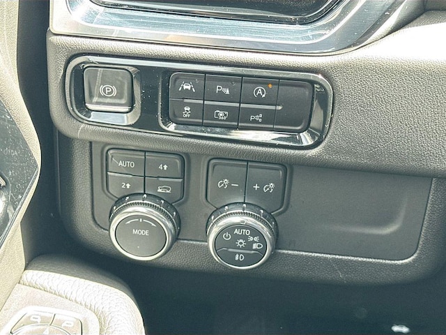 2025 GMC Yukon XL